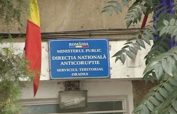 Șefii Poliției Bihor, Beiuș, Cărpinet și Pietroasa la audieri la DNA